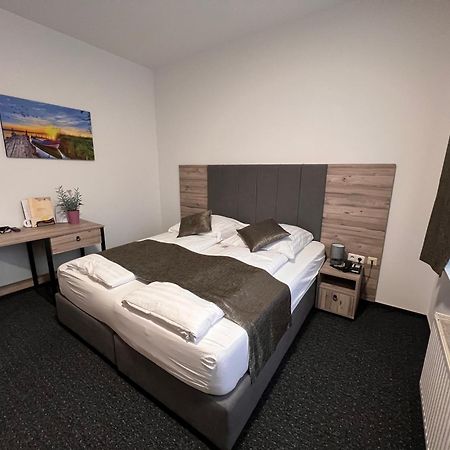 Hotel Dietrichsdorfer Hof Kilonia Zewnętrze zdjęcie